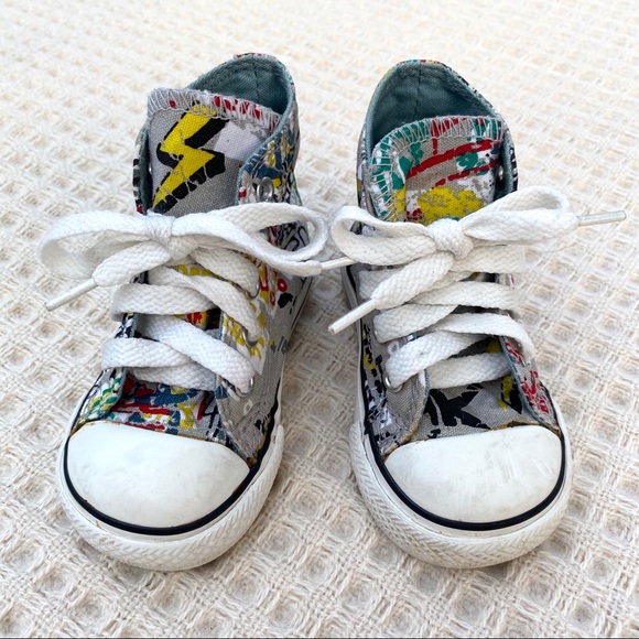 converse all star high tops size 4